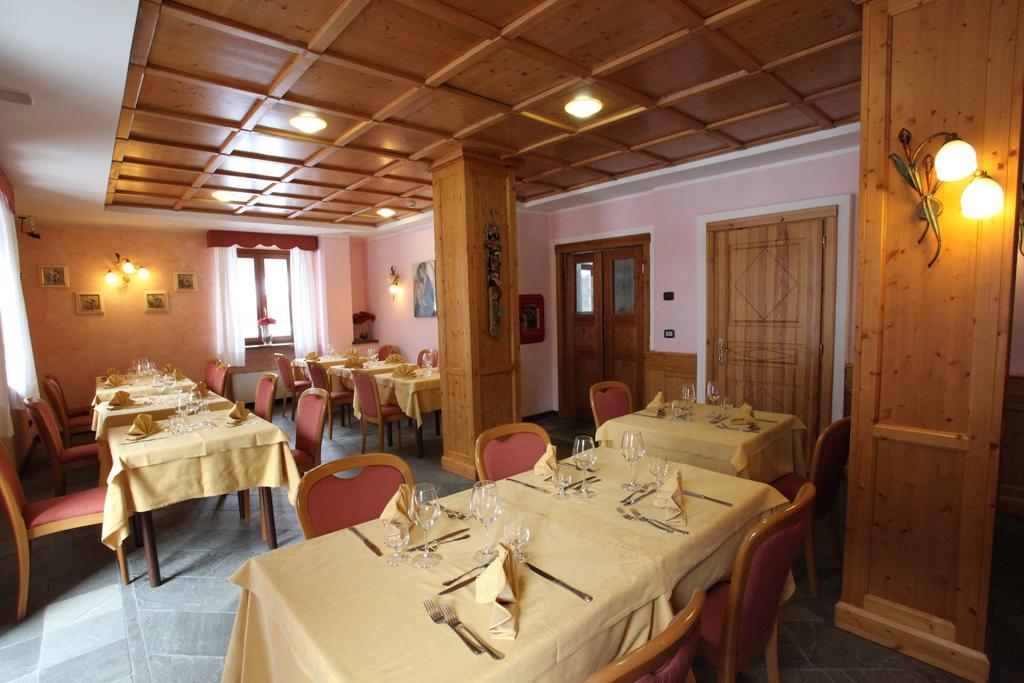 Hotel Alpechiara Pre-Saint-Didier Exterior photo